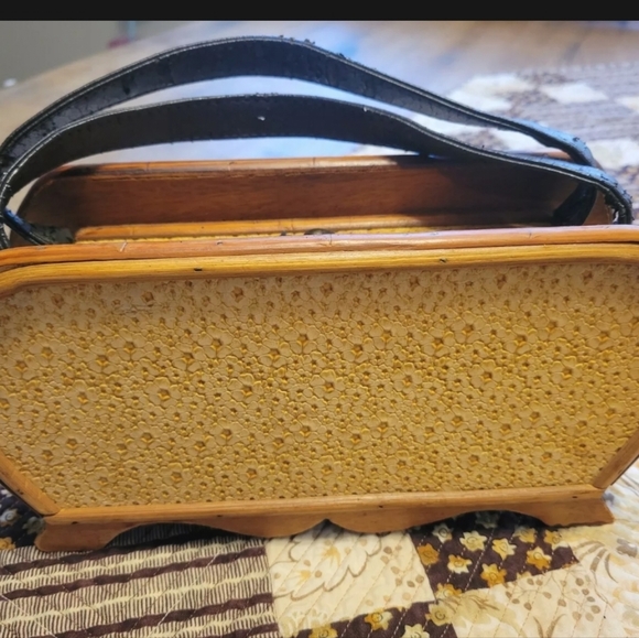 Wood, Bamboo,Metal Purses/Boxes/Decorative/Vintage, Lot of 4 - Picture 5 of 12